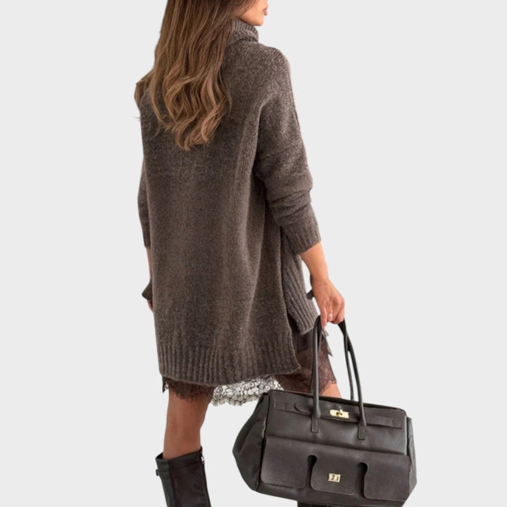 Anne-Laure | Robe pull chic oversize longue à col roulé en maille côtelée pour femme