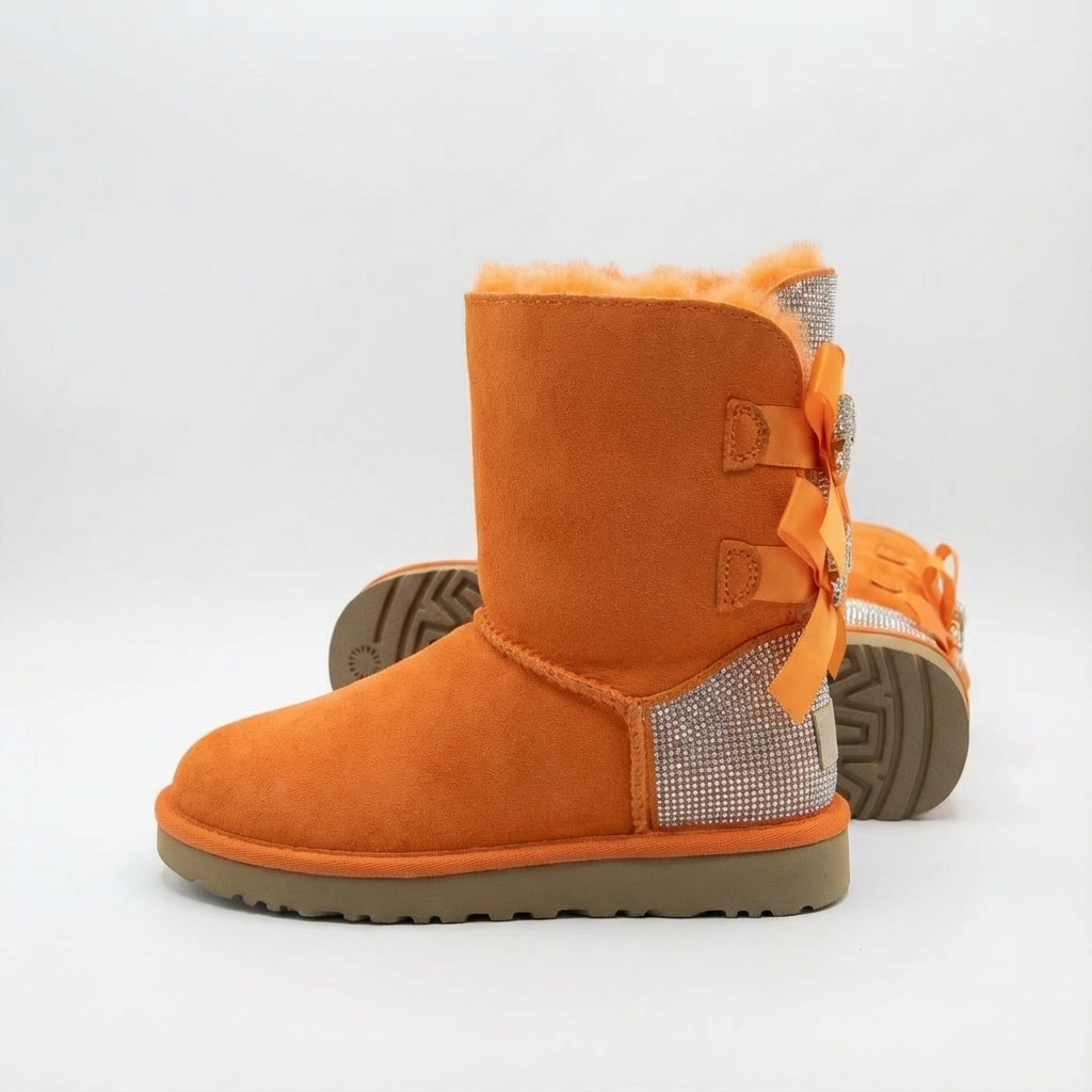 Aurore | Bottes chic en daim à nœuds pailletés et bordure en mouton pour femme