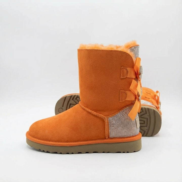 Aurore | Bottes chic en daim à nœuds pailletés et bordure en mouton pour femme
