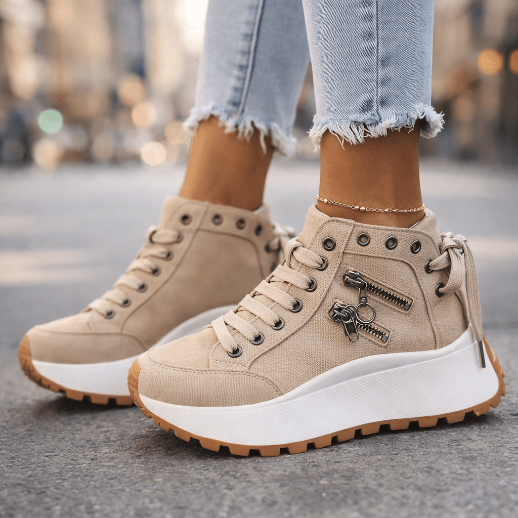 Étiennette | Baskets montantes chic à plateforme compensée avec fermeture à cœur et lacets pour femme