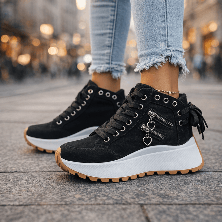 Étiennette | Baskets montantes chic à plateforme compensée avec fermeture à cœur et lacets pour femme