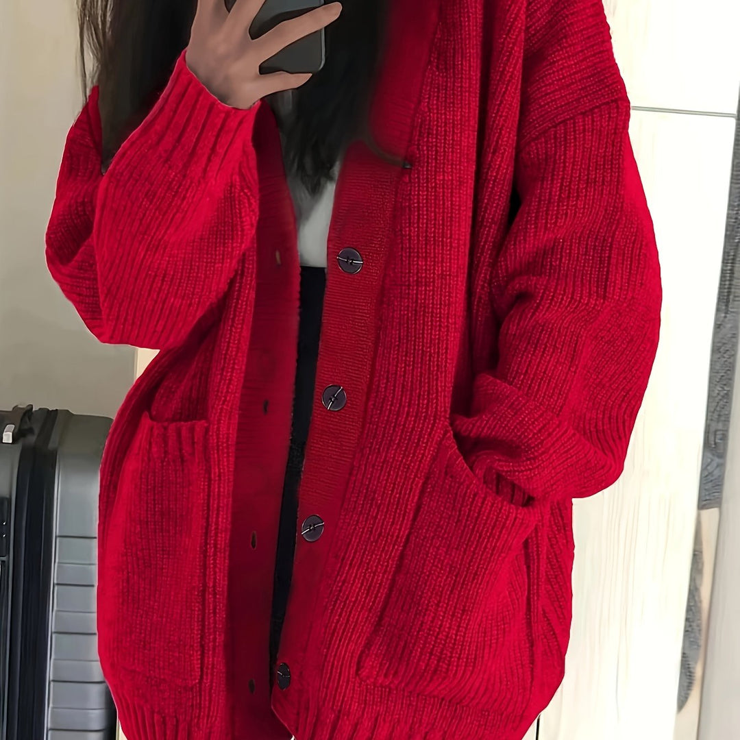 Carole | Cardigan élégant long en grosse maille côtelée à boutons pour femme