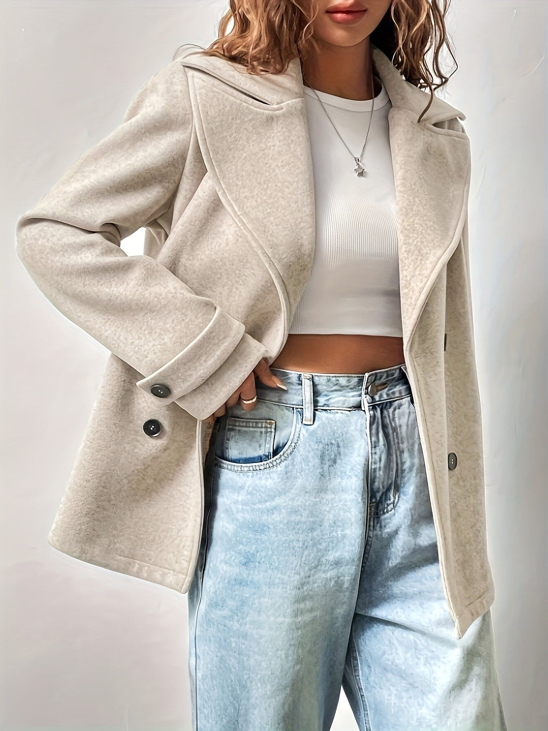 Marjolaine | Caban chic court oversize en polaire beige à double boutonnage pour femme