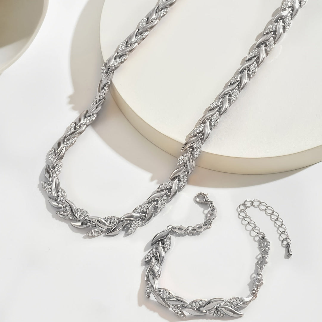 Fishtail Crystal Ensemble Set