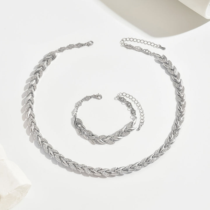 Fishtail Crystal Ensemble Set