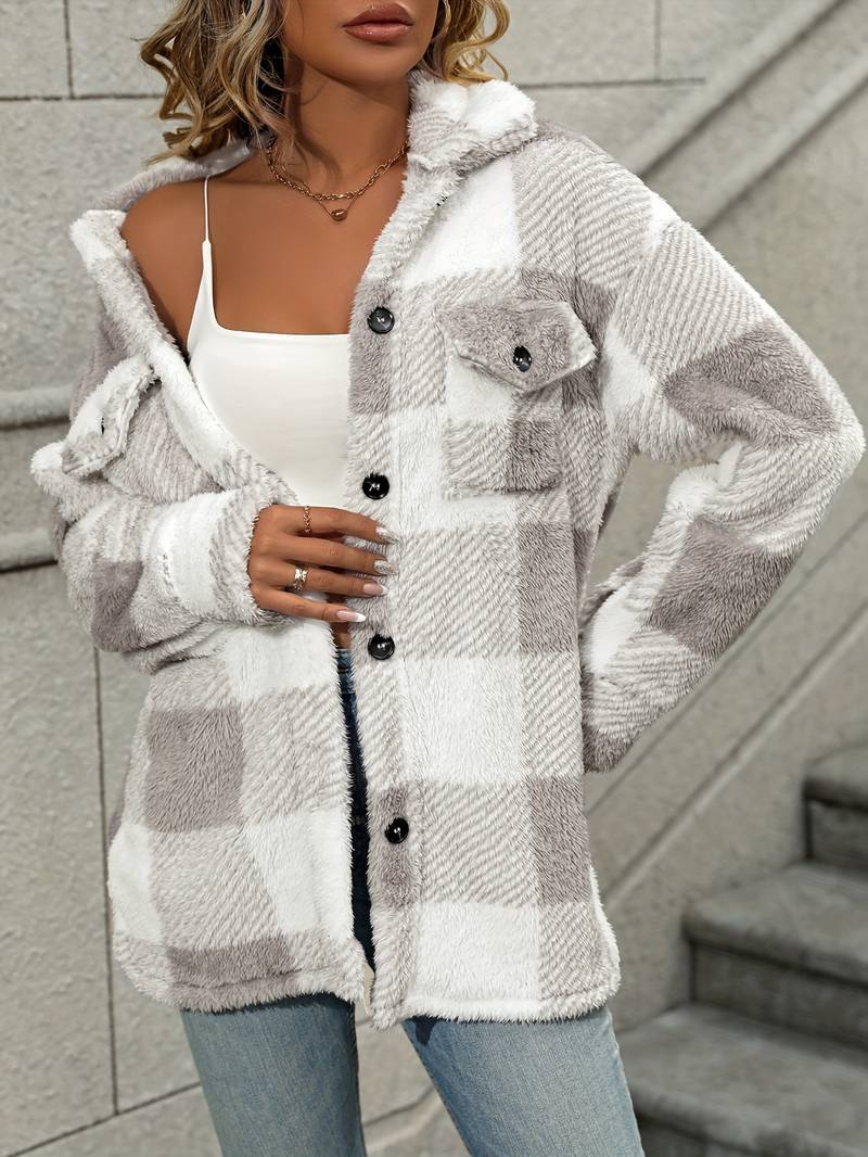 Lyse | Veste élégante en polaire à carreaux et poches poitrine pour femme