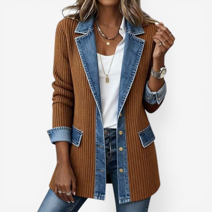 Odile | Veste chic en maille côtelée à finitions en jean pour femme