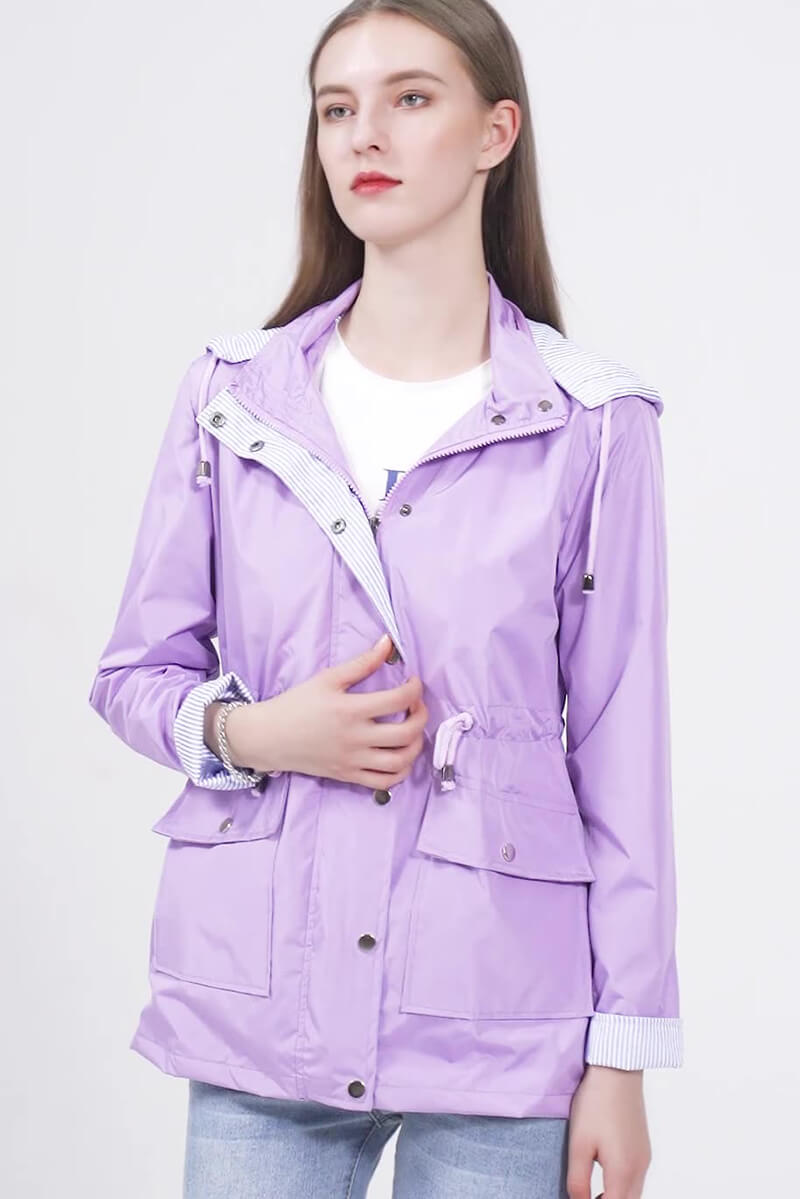 Judith | Veste élégante imperméable à capuche avec cordon de serrage pour femme
