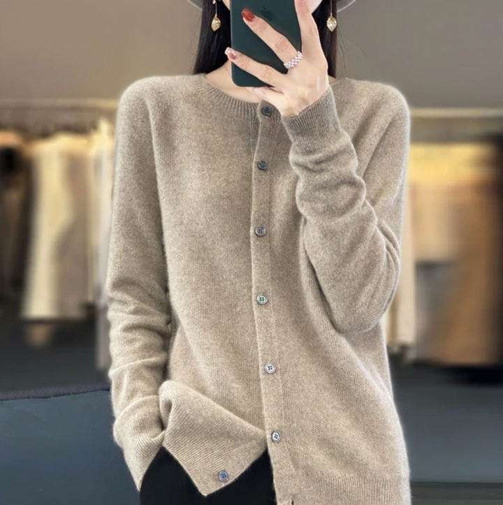Tessa | Cardigan élégant long en maille de laine pour femme