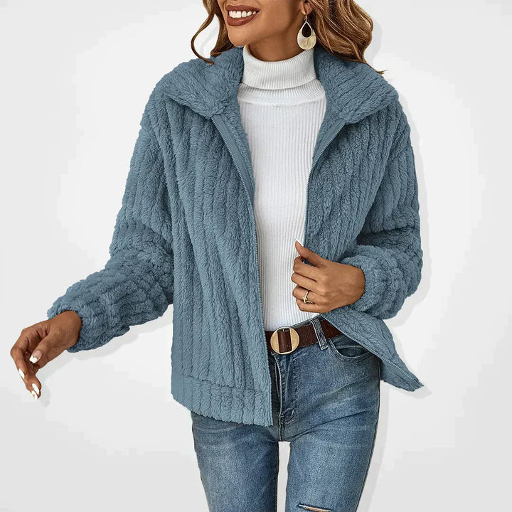 Nelly | Veste élégante en polaire teddy zippée à col rabattu pour femme