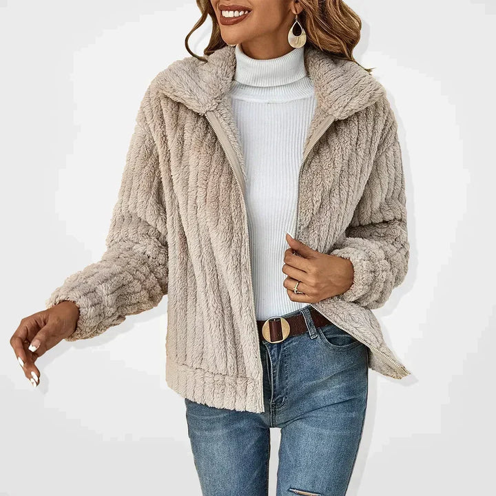 Nelly | Veste élégante en polaire teddy zippée à col rabattu pour femme