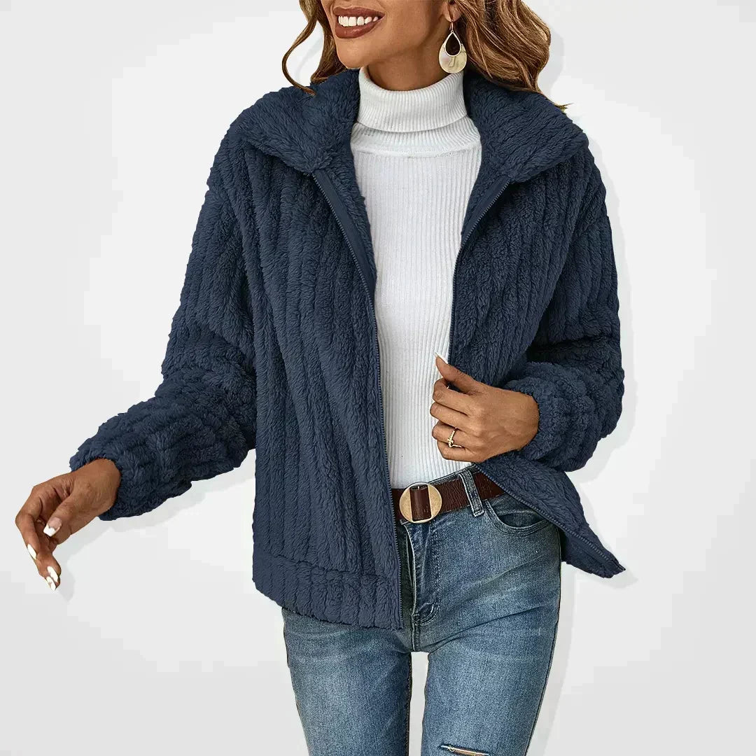 Nelly | Veste élégante en polaire teddy zippée à col rabattu pour femme