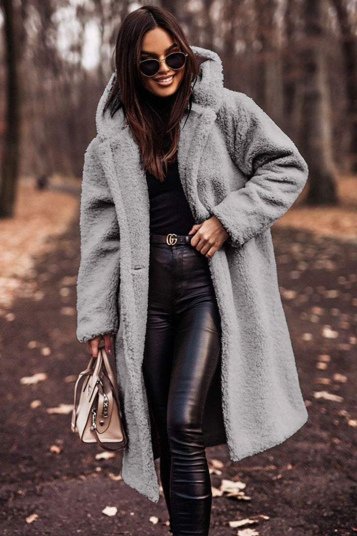 Amandine | Manteau chic long en fausse fourrure teddy à capuche pour femme