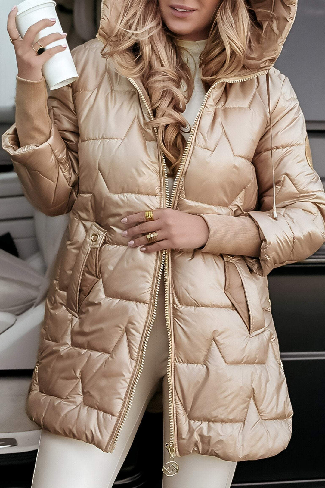 Oriane | Doudoune chic longue matelassée à capuche pour femme