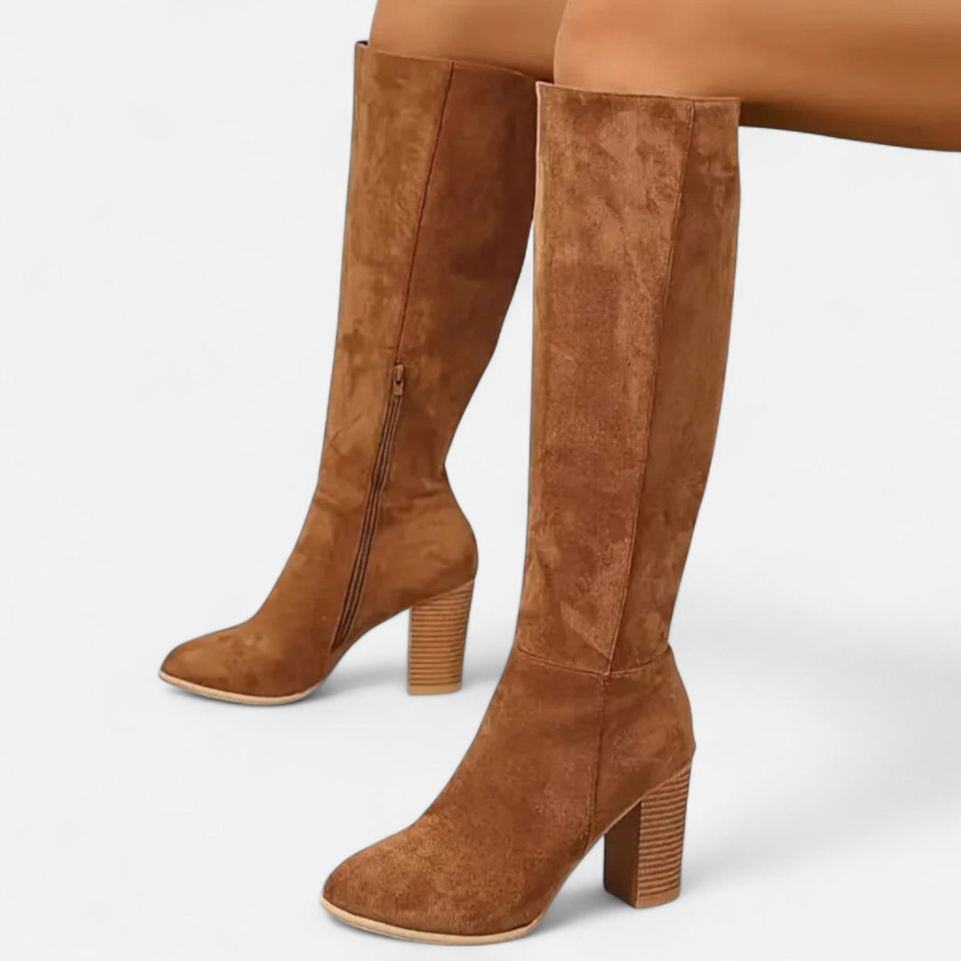 Ombeline | Bottes longues chic en daim, élégance équestre pour femme
