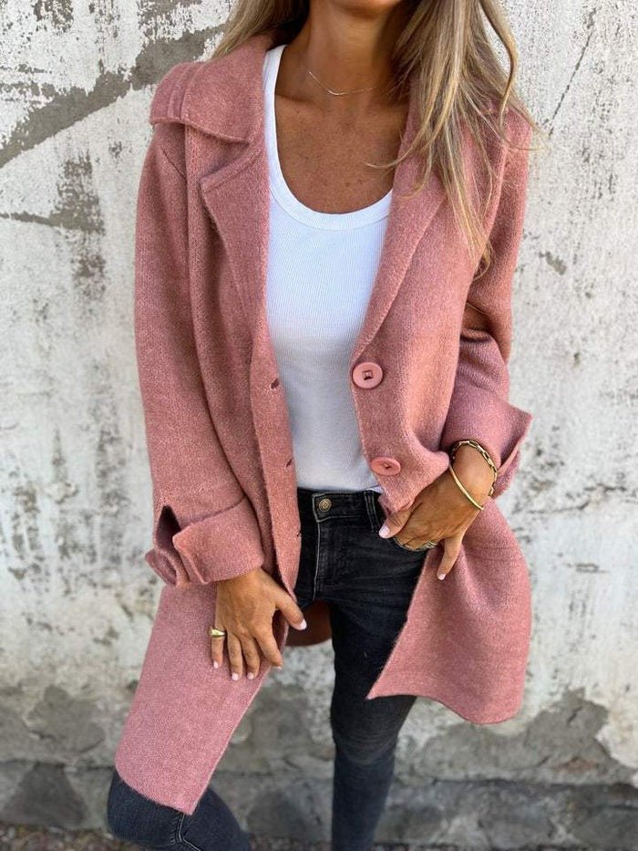 Alberte | Manteau chic long bouclée à col revers et boutons pour femme