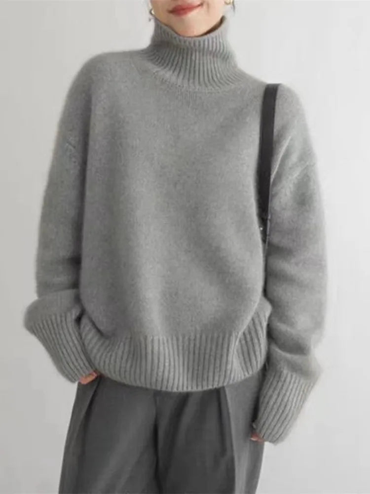 Chloé | Pull élégant en maille côtelée col roulé pour femme