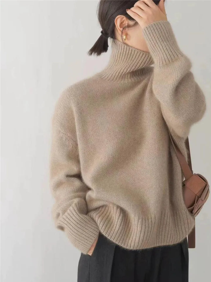 Chloé | Pull élégant en maille côtelée col roulé pour femme